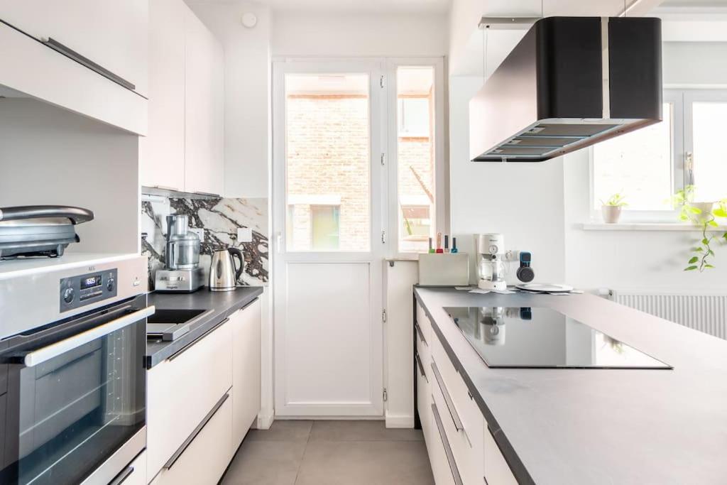 European Heart 2-Bedroom Flat. Bruselas Exterior foto