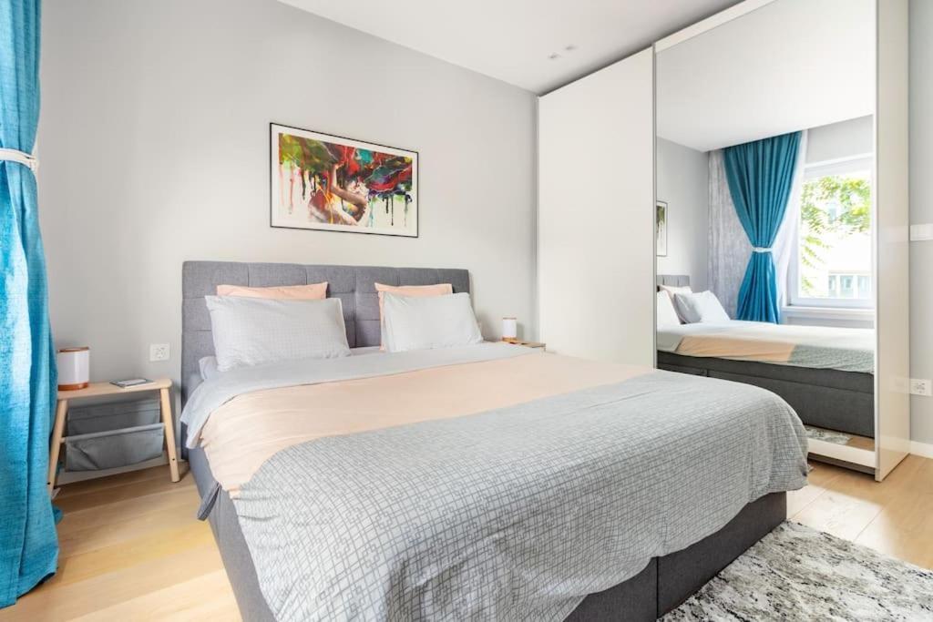 European Heart 2-Bedroom Flat. Bruselas Exterior foto