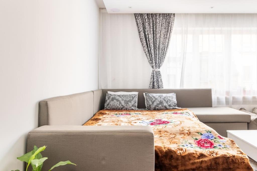 European Heart 2-Bedroom Flat. Bruselas Exterior foto