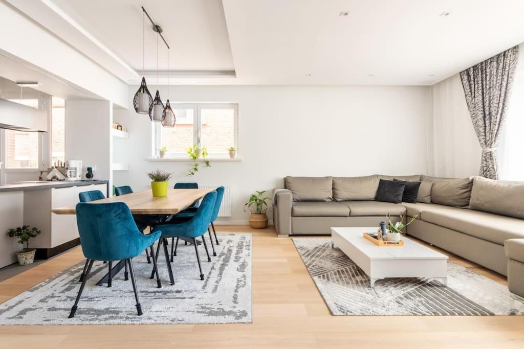 European Heart 2-Bedroom Flat. Bruselas Exterior foto